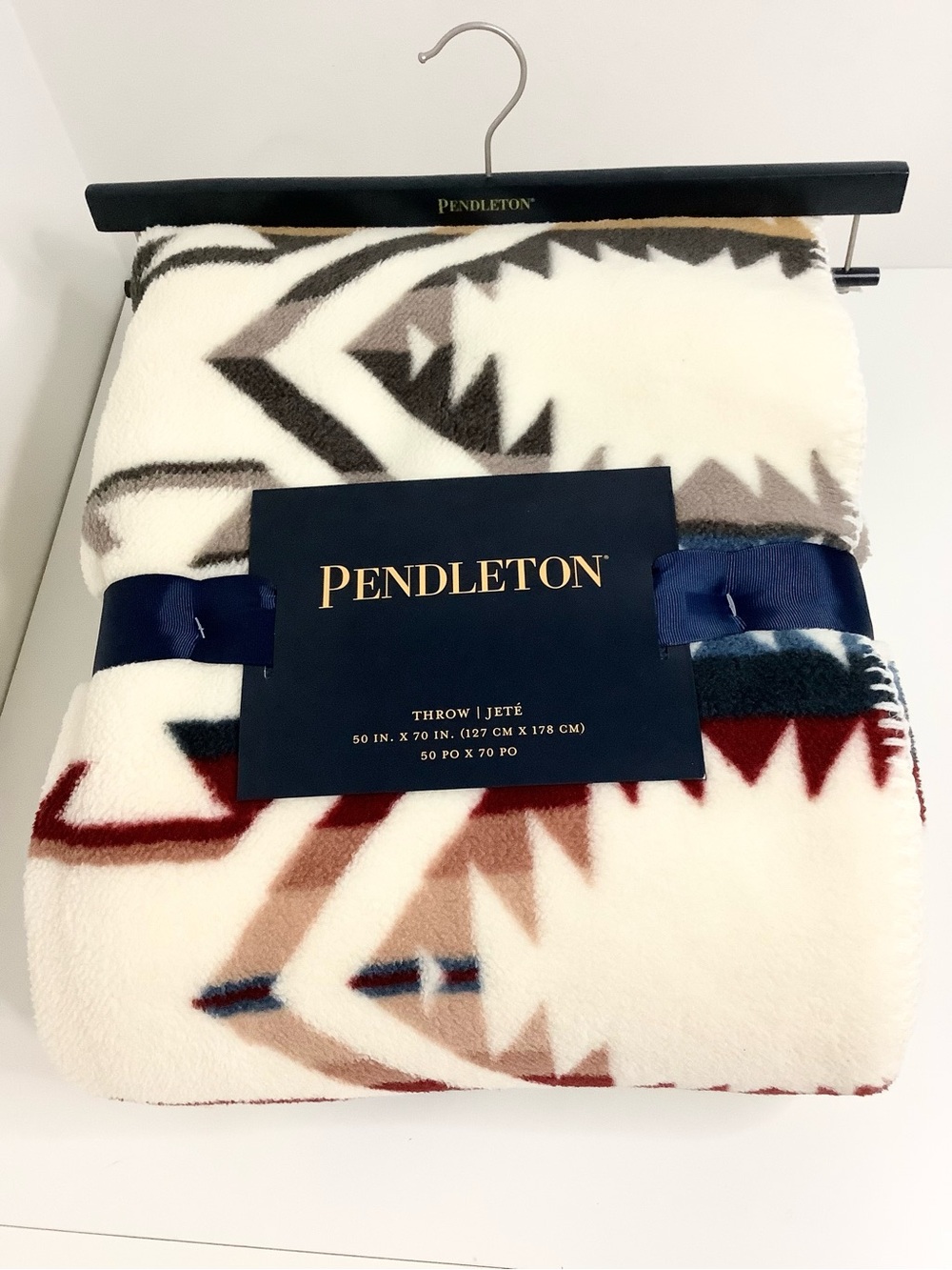 NEW Pendleton Aztec-Pattern Double Sided Fleece Throw Blanket Southwest
